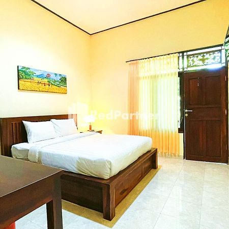 Widara Guest Houses 313 Near Garuda Wisnu Kencana RedPartner Jimbaran  Bagian luar foto